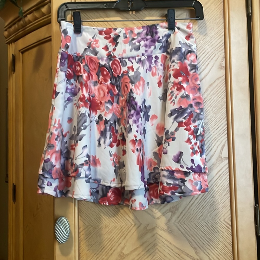 Sophie and Kate watercolor floral skirt size medium